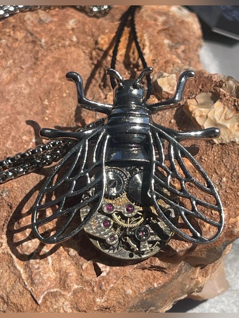 Steampunk Vintage Gears & Jewels Standstill Timepiece Bumblebee Pendant/Brooch